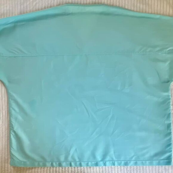 Men's Size 4XL Blue V-Neck Scrub Top - Picture 5 of 6